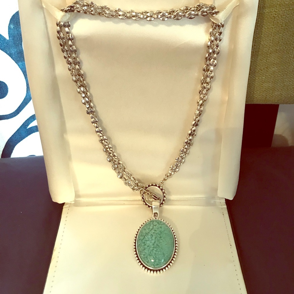 Turquoise pendant necklace.